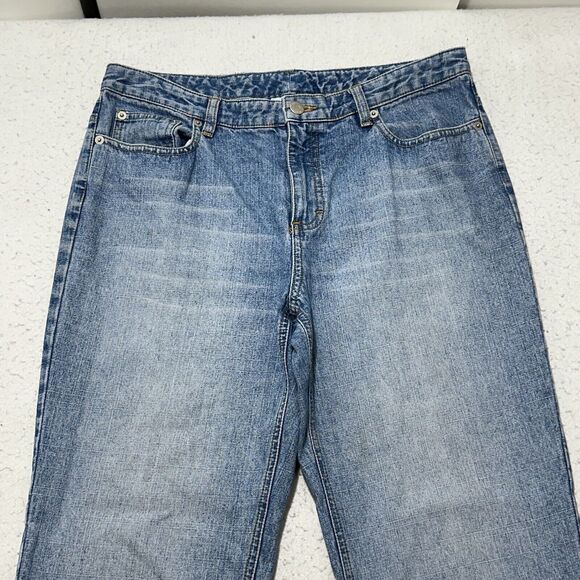 Ann Taylor LOFT Women's 8 Mid Rise Straight Leg Denim Jeans Light Blue 32x26 - Picture 2 of 13